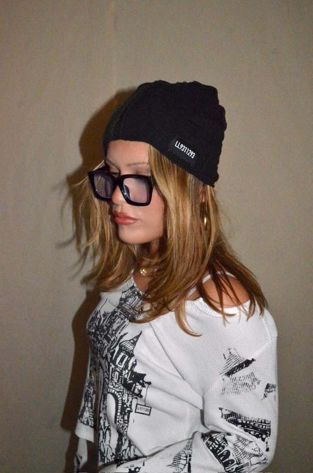 BLACK / GRN BEANIE